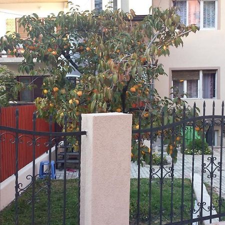 Jani Apartment City Skopje City ​​Center Екстер'єр фото
