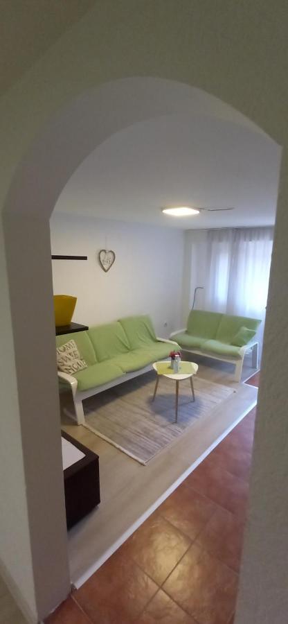 Jani Apartment City Skopje City ​​Center Екстер'єр фото